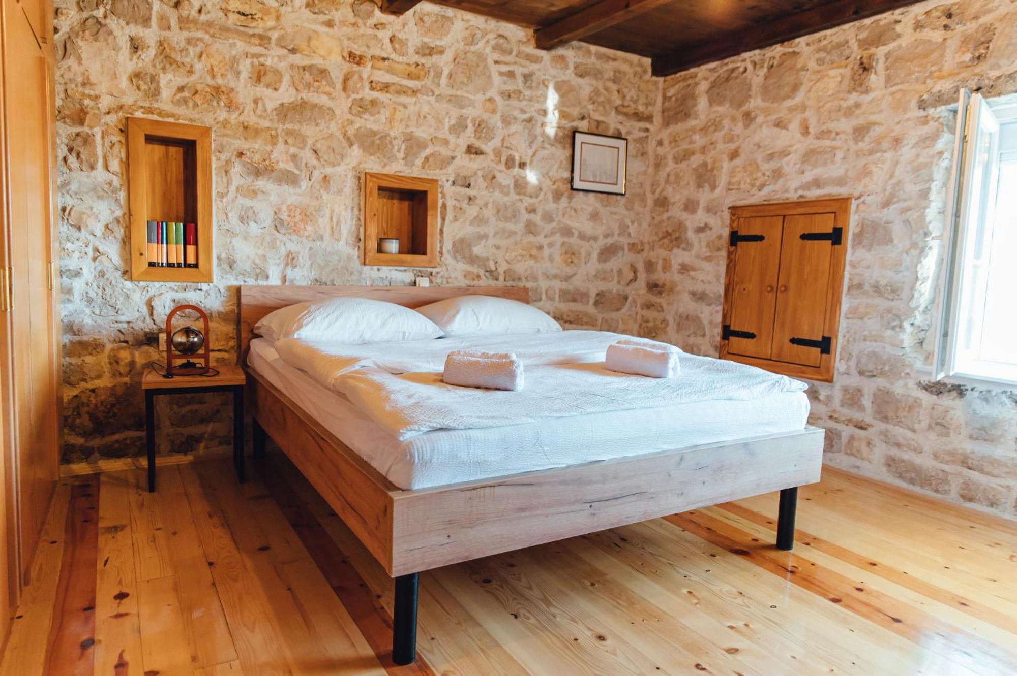Apartment Kamena Oaza